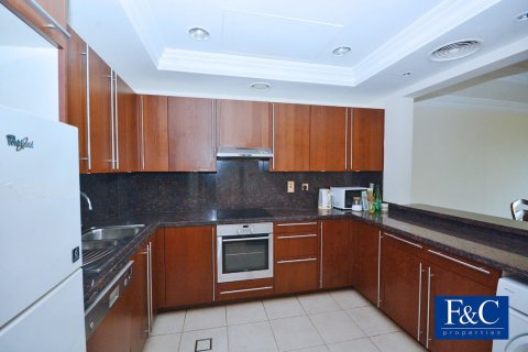 Apartment in The Fairmont Palm Residences, Palm Jumeirah, Dubai 1 bedroom, 144 sq.m. № 103355 - photo 12