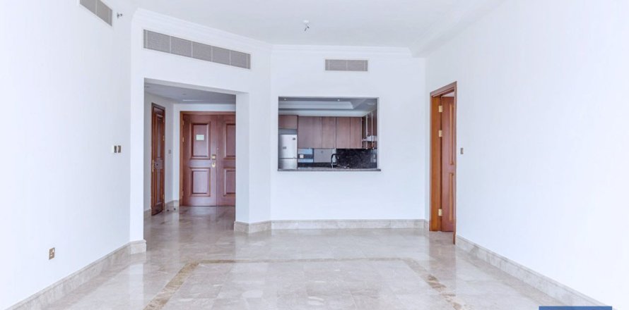 Apartment in The Fairmont Palm Residences, Palm Jumeirah, Dubai 2 bedrooms, 160 sq.m. № 103348