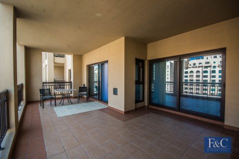 Apartment in The Fairmont Palm Residences, Palm Jumeirah, Dubai 1 bedroom, 124 sq.m. № 103353 - photo 18