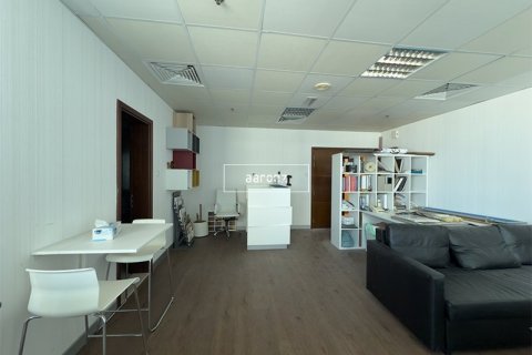 Office in Business Bay, Dubai 61.5 sq.m. № 16917 - photo 3