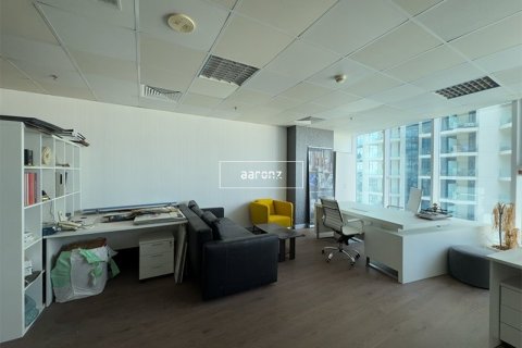 Office in Business Bay, Dubai 61.5 sq.m. № 16917 - photo 5