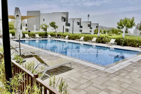 Villa in Dubai 4 bedrooms, 546.9 sq.m. № 58995 - photo 1