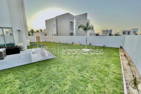 Villa in Dubai 4 bedrooms, 546.9 sq.m. № 58995 - photo 15