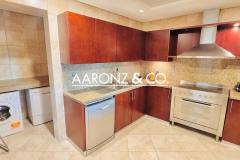 Appartement à Jumeirah Beach Residence, Dubai, 2 chambres, 188 m², № 89827 - photo 8