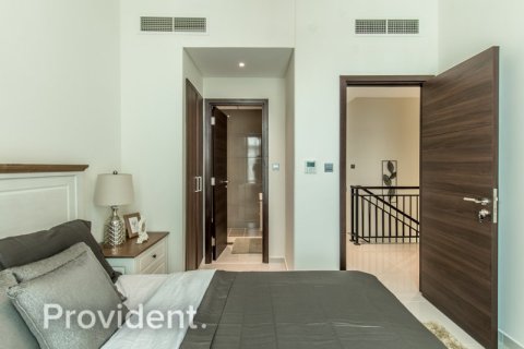 Villa en Dubai, 4 dormitorios, 151.7 m², № 3275 - foto 13
