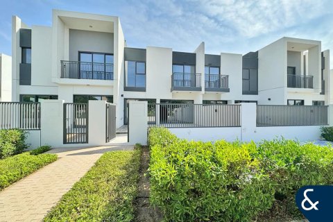 Купить виллу в Villanova, Dubai Land, Дубай: 3 спальни, 181м², № 75416 - фото 3