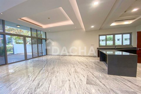Villa en Dubai, 4 dormitorios, 578.8 m², № 6747 - foto 1