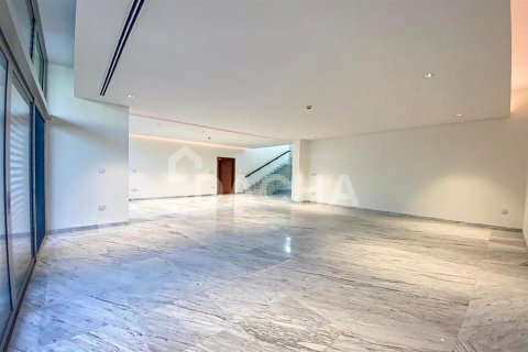 Villa en Dubai, 4 dormitorios, 578.8 m², № 6747 - foto 6
