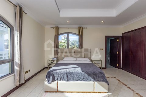 فيلا في نخلة جميرا, دبي 4 غرف نوم, 677.5 م² رقم 6748 - صورة 15