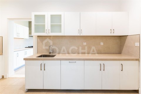 Villa en Dubai, 5 dormitorios, 706.1 m², № 6752 - foto 5