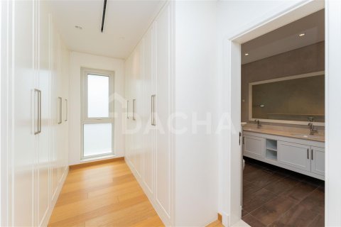 Villa en Dubai, 5 dormitorios, 706.1 m², № 6752 - foto 12