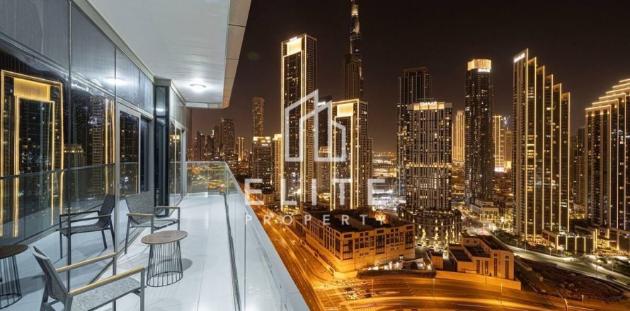 Appartement à Paramount Tower Hotel & Residences, Business Bay, Dubai, 2 chambres, 127 m², № 121459