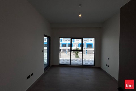 Снять в аренду виллу в Дубае: 4 спальни, 144м², № 90232 - фото 20