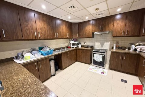Apartment in Business Bay, Dubai 3 bedrooms, 203.2 sq.m. № 54916 - photo 25