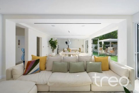 Villa in Arabian Ranches, Dubai 5 bedrooms, 385.83 sq.m. № 119311 - photo 4