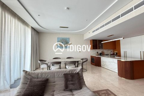 Apartamento en The Crescent, Palm Jumeirah, Dubai, 2 dormitorios, 137.03 m², № 123482 - foto 14