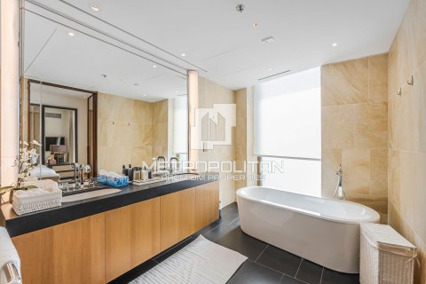Apartment in Jumeirah Bay Island, Jumeirah, Dubai 2 bedrooms, 194 sq.m. № 3974 - photo 3