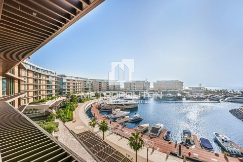 Apartment in Jumeirah Bay Island, Jumeirah, Dubai 2 bedrooms, 194 sq.m. № 3974 - photo 10