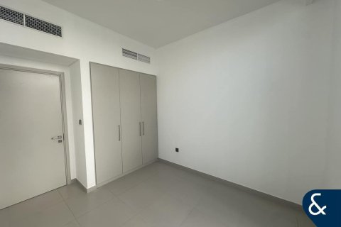 Снять в аренду виллу в Spring, Arabian Ranches 3, Дубай: 4 спальни, 239м², № 79163 - фото 4