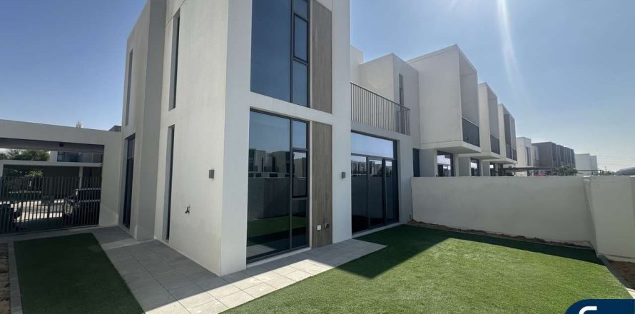 Вилла в Spring, Arabian Ranches 3, Дубай, 4 спальни, 239м², № 79163