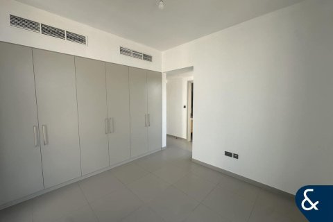 Снять в аренду виллу в Spring, Arabian Ranches 3, Дубай: 4 спальни, 239м², № 79163 - фото 9