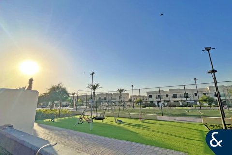 Villa in Town Square, Dubai 3 bedrooms, 204 sq.m. № 79162 - photo 15