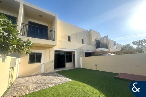 Villa in Town Square, Dubai 3 bedrooms, 204 sq.m. № 79162 - photo 2