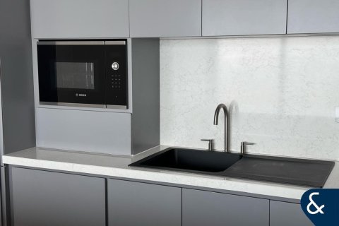 Apartment in Jumeirah Lake Towers, Dubai 1 bedroom, 73 sq.m. № 79158 - photo 8