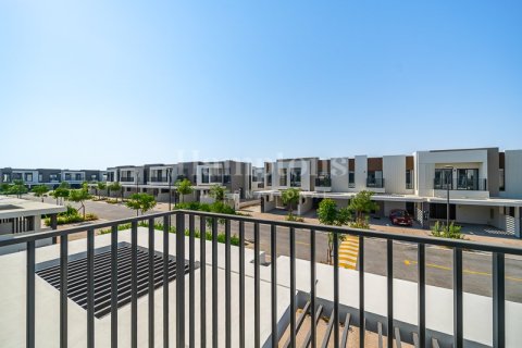 Villa à Dubai South (Dubai World Central), Dubai, 3 chambres, 144.32016535 m², № 69165 - photo 1