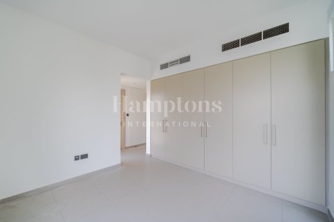 Снять в аренду виллу в Sun, Arabian Ranches 3, Дубай: 4 спальни, 225.47558100м², № 69163 - фото 8