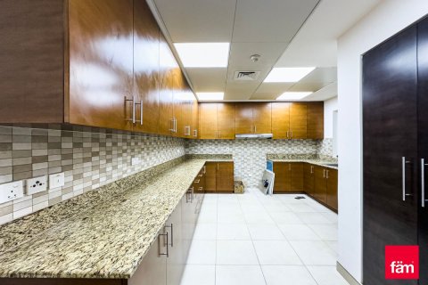 Apartamento en Dubai, 2 dormitorios, 163.6 m², № 93664 - foto 15