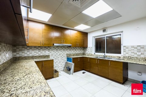 Apartamento en Dubai, 2 dormitorios, 163.6 m², № 93664 - foto 17