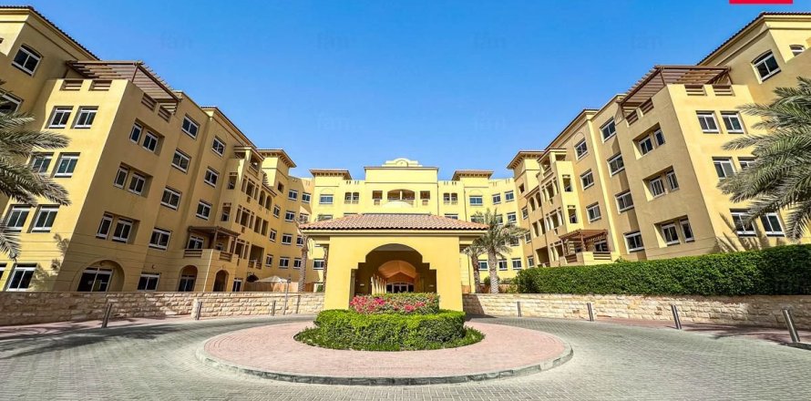 Apartamento en Dubai, 2 dormitorios, 163.6 m², № 93664