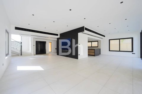 Villa in Jumeirah Park, Dubai 4 bedrooms, 561 sq.m. № 22973 - photo 1