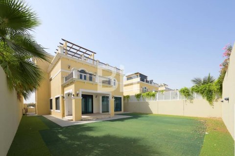 Villa in Jumeirah Park, Dubai 4 bedrooms, 561 sq.m. № 22973 - photo 14