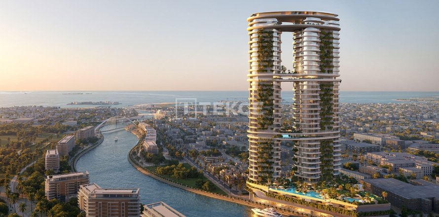 Apartment in Al Wasl, Dubai 5 bedrooms, 672 sq.m. № 111379