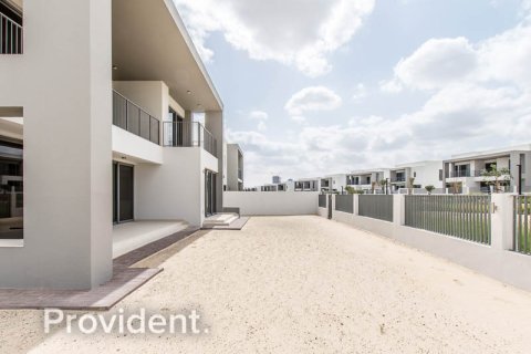 Villa en Dubai Hills Estate, Dubai, 5 dormitorios, 601.5 m², № 3164 - foto 9