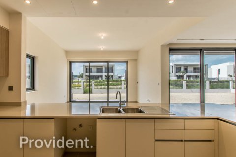 Villa en Dubai Hills Estate, Dubai, 5 dormitorios, 601.5 m², № 3164 - foto 17
