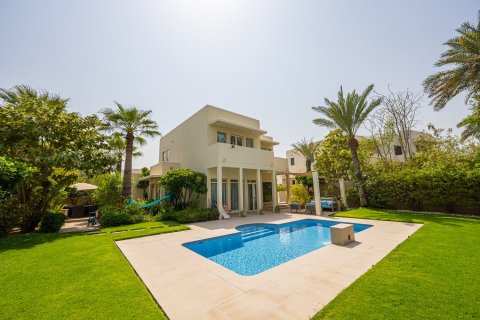Villa in Arabian Ranches, Dubai 3 bedrooms, 329.99 sq.m. № 142259 - photo 16