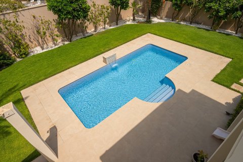 Villa in Arabian Ranches, Dubai 3 bedrooms, 329.99 sq.m. № 142259 - photo 13
