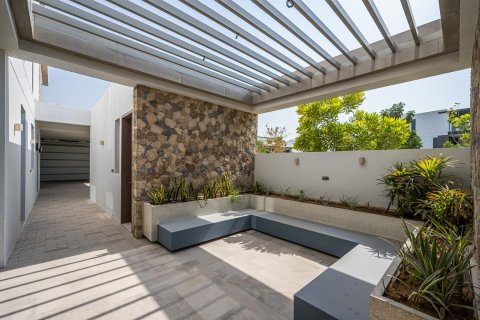 Villa in Tilal Al Ghaf, Dubai 6 bedrooms, 81.1 sq.m. № 142260 - photo 29