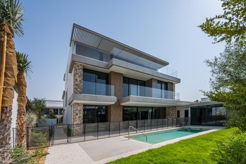 Villa in Tilal Al Ghaf, Dubai 6 bedrooms, 81.1 sq.m. № 142260 - photo 2