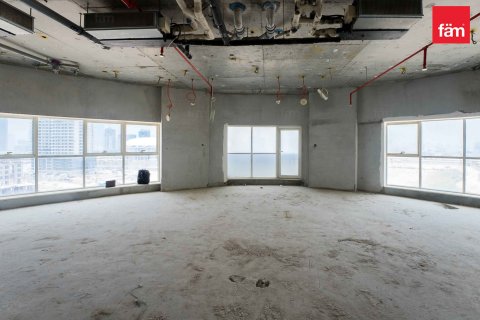 Office in Dubai Sports City, Dubai 304.6 sq.m. № 49868 - photo 17