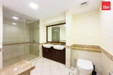Apartment in Palm Jumeirah, Dubai 2 bedrooms, 167.8 sq.m. № 49866 - photo 27