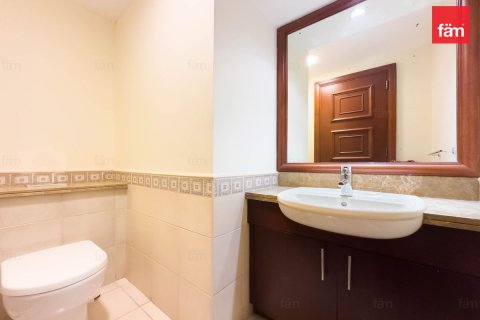 Apartment in Palm Jumeirah, Dubai 2 bedrooms, 167.8 sq.m. № 49866 - photo 9
