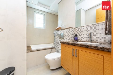 Villa in Jumeirah Park, Dubai 4 bedrooms, 513 sq.m. № 114066 - photo 29