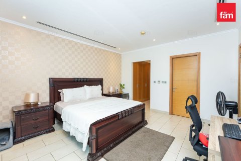 Villa in Jumeirah Park, Dubai 4 bedrooms, 513 sq.m. № 114066 - photo 14