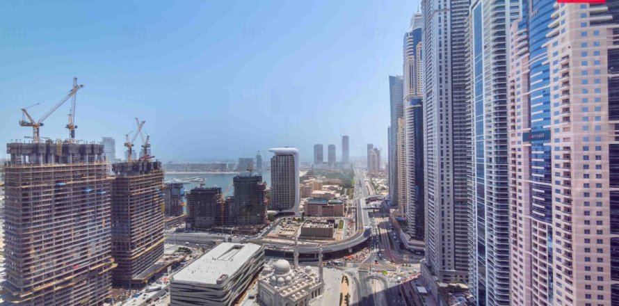 Apartment in Dubai Marina, Dubai studio, 32.5 sq.m. № 114062