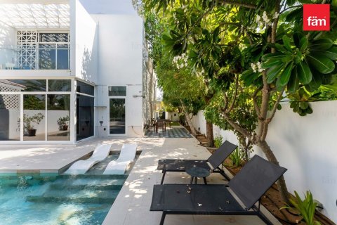 Townhouse in Dubai 4 bedrooms, 367.6 sq.m. № 114067 - photo 17