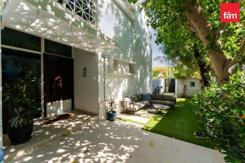 Townhouse in Dubai 4 bedrooms, 367.6 sq.m. № 114067 - photo 21